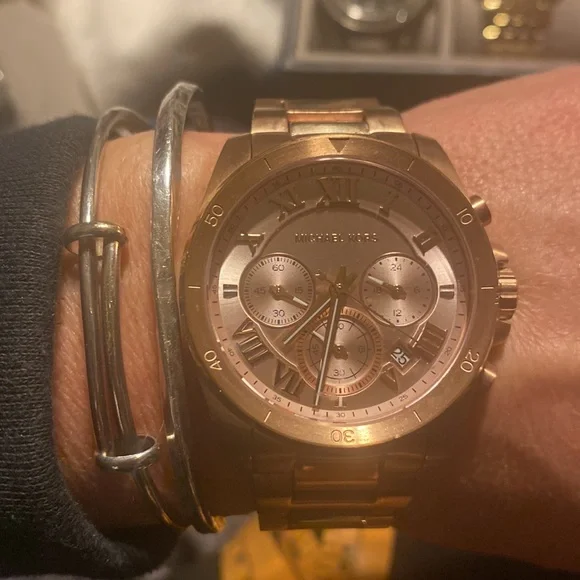 Michael Kors | Accessories | Very Nice Mk Watch | Poshmark display picture 2